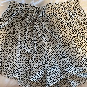 Pretty little thing black and white shorts